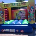 Château Clown sans toit